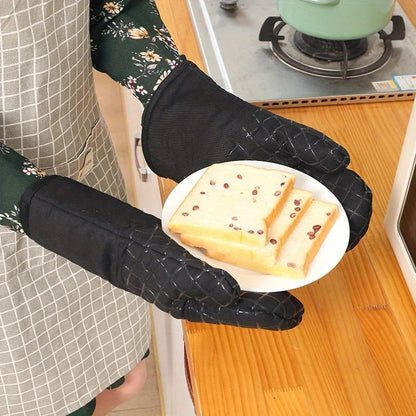 Anti-scald gloves, thickened non-slip heat-resistant microwave